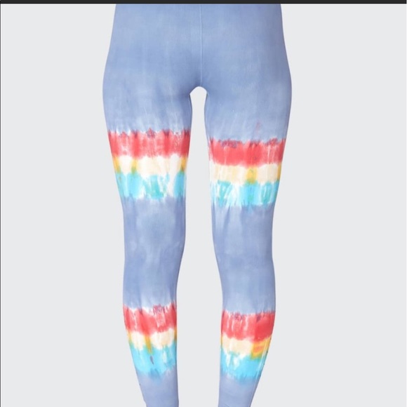 SOLD Spiritual Gangster “self Love” leggings - Picture 3 of 15